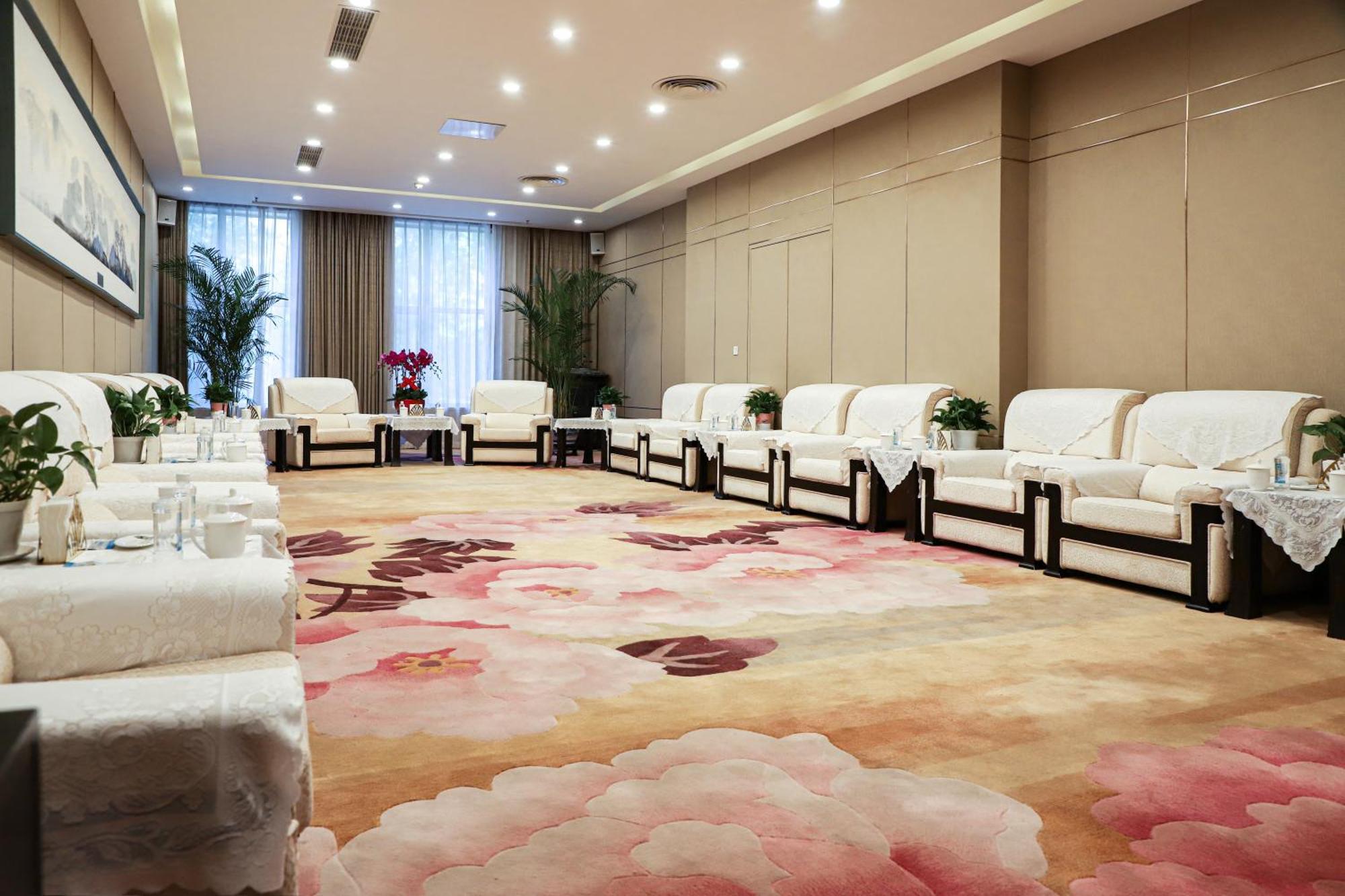 Beijing Feitian Hotel Bagian luar foto