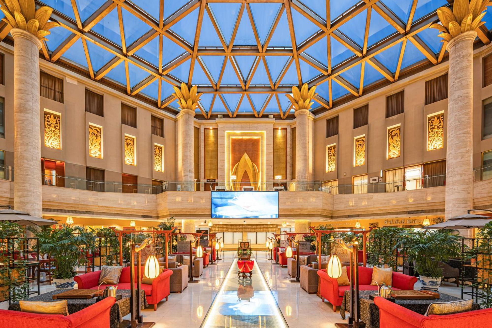 Beijing Feitian Hotel Bagian luar foto